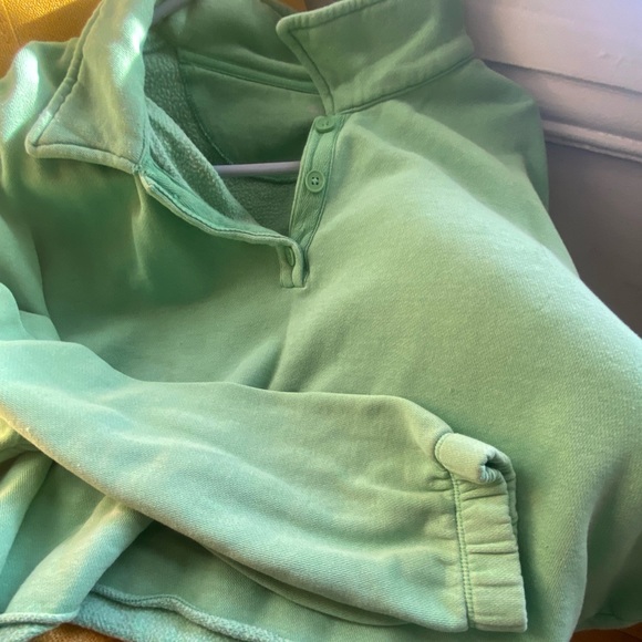 Mint green collared oversized sweatshirt with button detail - size XL - Picture 2 of 2